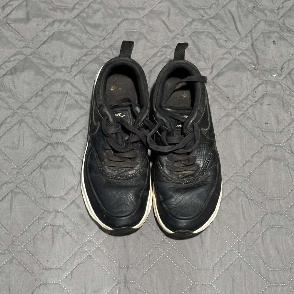 Nike Air Max Thea Premium Women's Black Leather Casual Sneakers